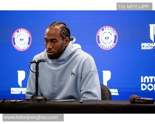 快船队前锋莱昂纳德:球队需要更加专注在场上 快船队前锋莱昂纳德:球队需要更加专注在场上