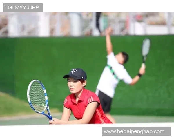 杨芳独家分享网球心得与技巧助你提升球技和比赛表现