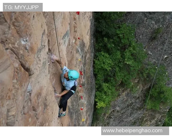 武汉攀岩队与西安攀岩队赛后复盘分析两队节奏与表现的深度对比 武汉攀岩队与西安攀岩队赛后复盘分析两队节奏与表现的深度对比