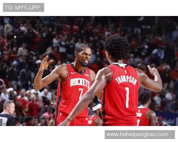 火箭队客场不敌开拓者队，遭遇两连败——年轻战队的挑战与成长之路